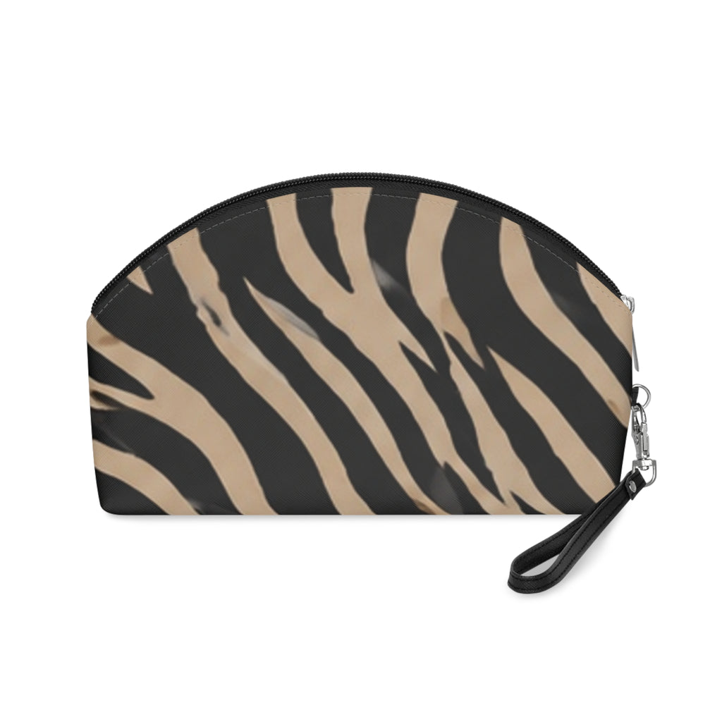 Chic Animal Print Makeup Bag — Stylish Cosmetic Pouch