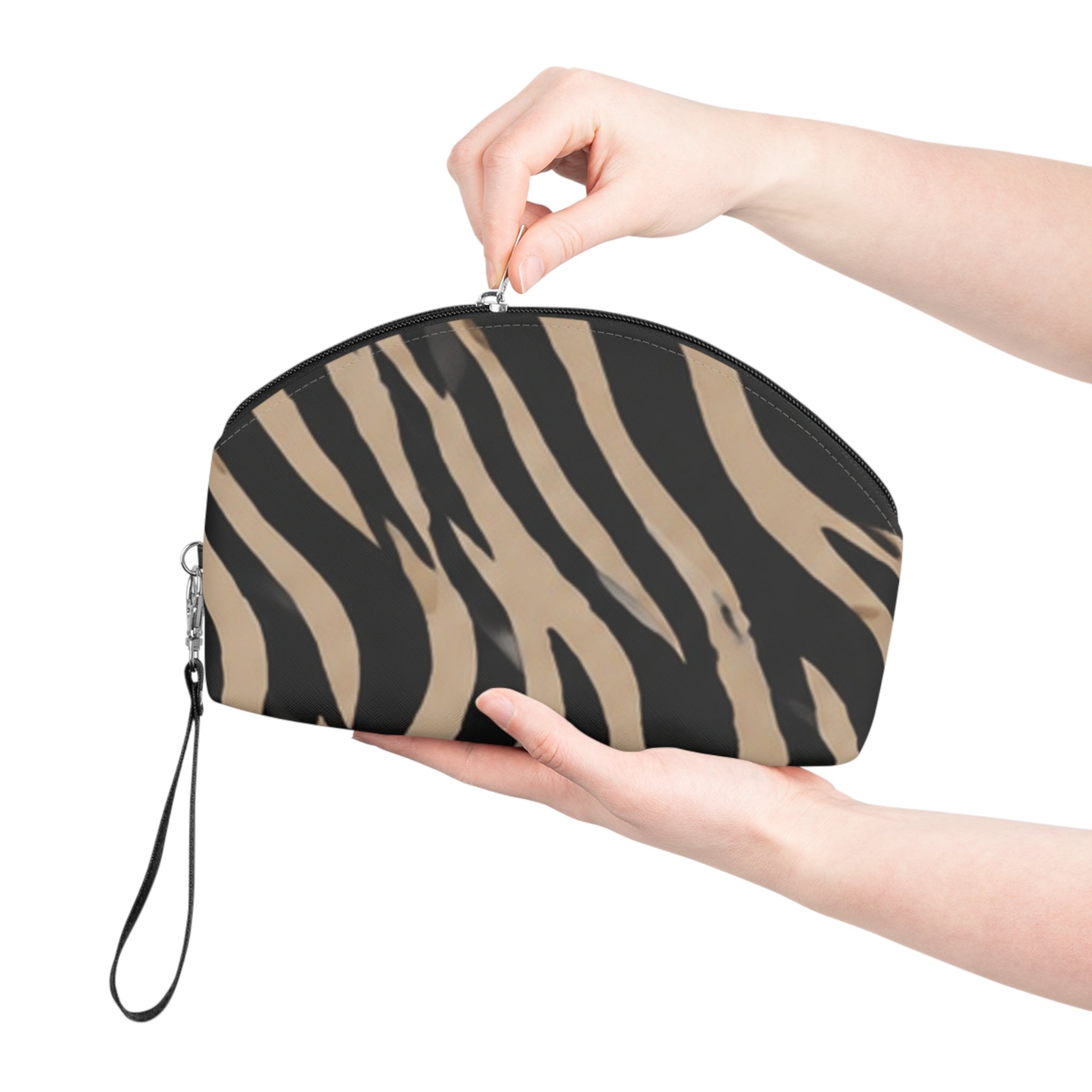 Chic Animal Print Makeup Bag — Stylish Cosmetic Pouch