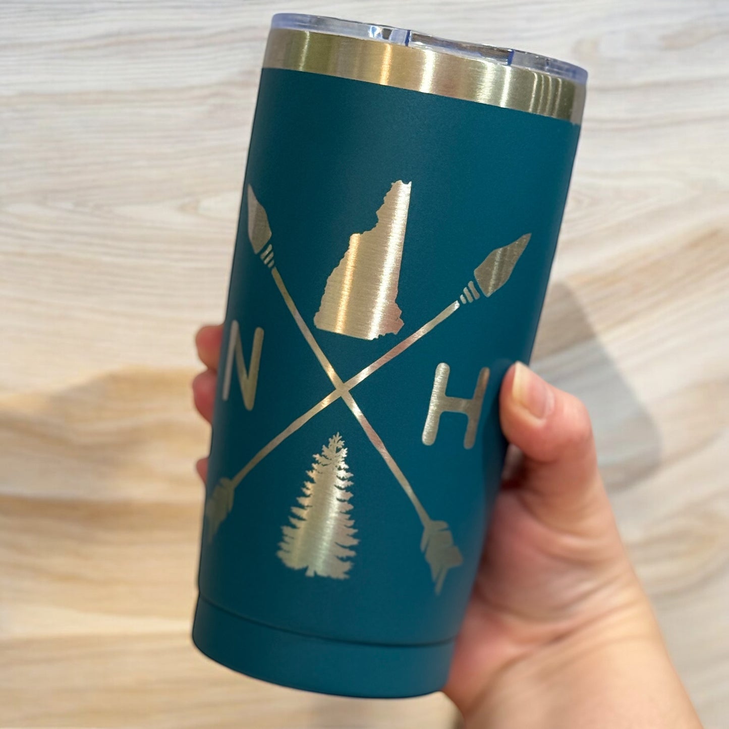 Crossed Arrows New Hampshire 20oz Engraved Tumbler